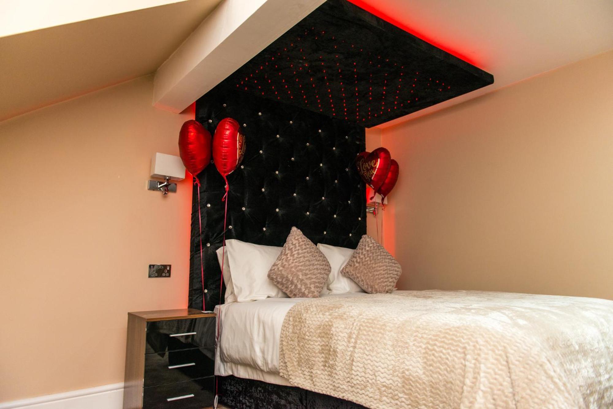 Aphrodite Suites Huddersfield Cameră foto