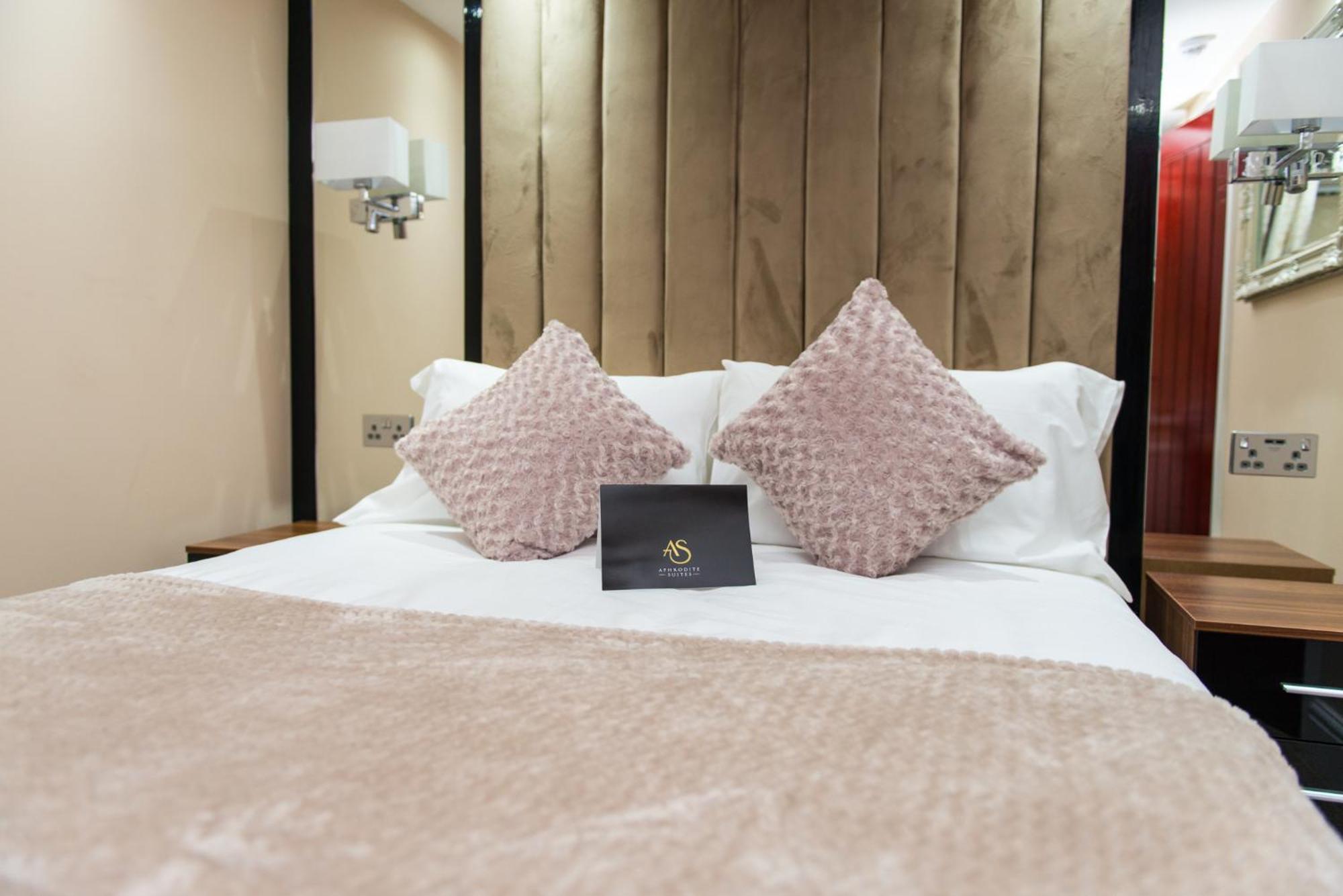 Aphrodite Suites Huddersfield Cameră foto